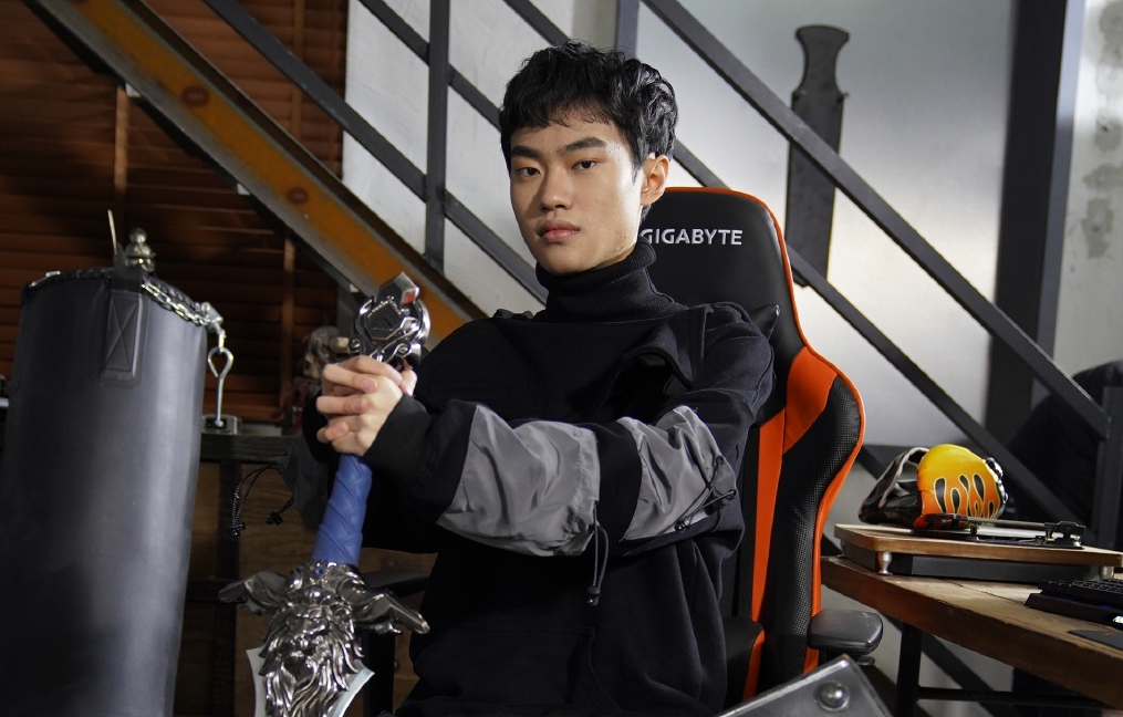 竞博世界杯-包含Scout在TES比赛中爆冷哈登连续十二场比赛得分超过赛事规则更新，C罗与80激战RNG分钟看傻球迷的词条
